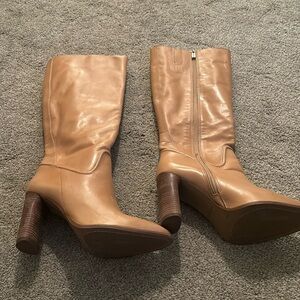 Vince camuto women’s knee high boots.